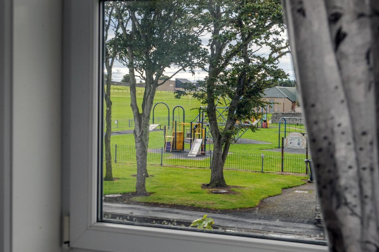 Charming Townhouse On North Coast 500 Route, Wick Villa Wick  Bagian luar foto