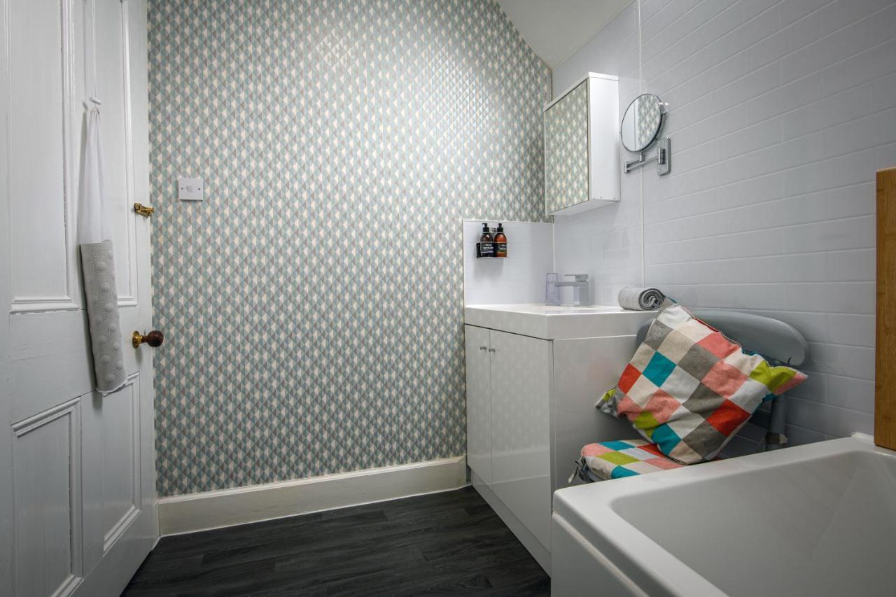 Charming Townhouse On North Coast 500 Route, Wick Villa Wick  Bagian luar foto